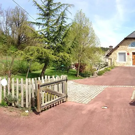 & Rodier X Cafe Bar & Restaurant 2*