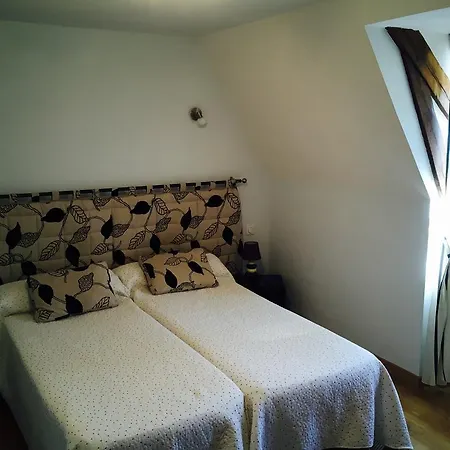 & Rodier X Cafe Bar & Restaurant 2*