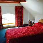 & Rodier X Cafe Bar & Restaurant Campagnac (Aveyron)