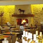 & Rodier X Cafe Bar & Restaurant 2* Campagnac (Aveyron)