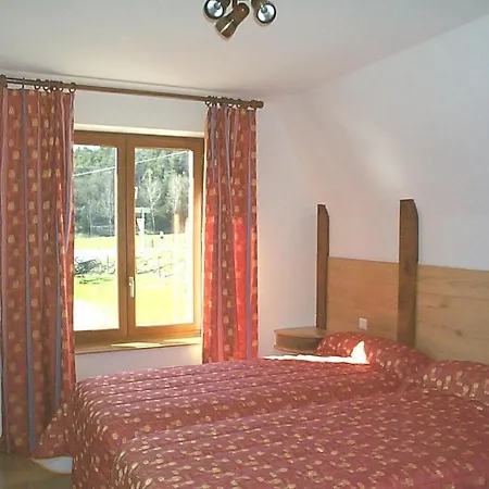 & Rodier X Cafe Bar & Restaurant 2*