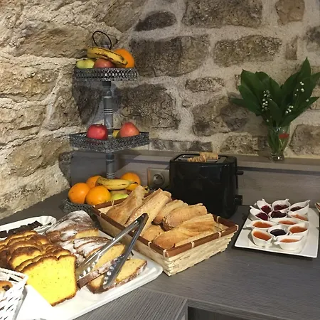 Hotel & Rodier X Cafe Bar & Restaurant Campagnac (Aveyron)