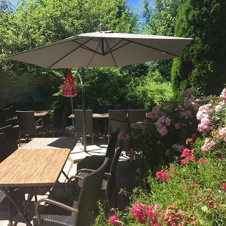 & Rodier X Cafe Bar & Restaurant